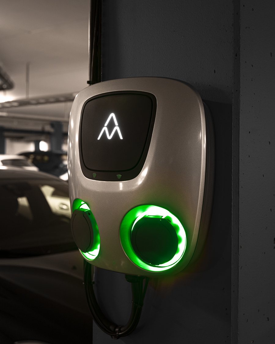 Charge Amps Aura 2×22 kW WiFi, LAN 4G kahden auton latausasema sähköauton latausasema